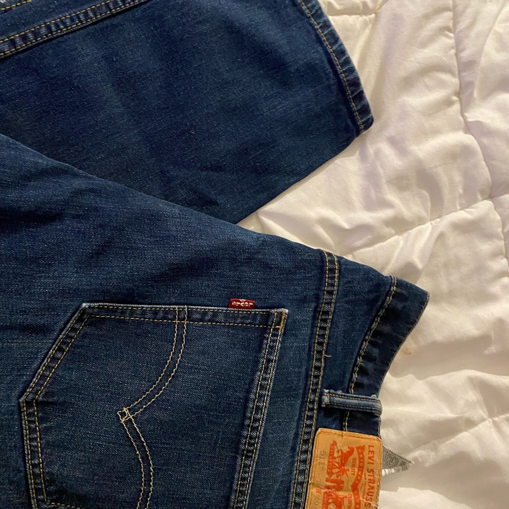 MENS 511 LEVIES